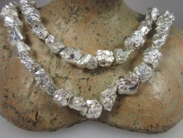 Katzengold/ Pyrit silber beschichtete Naturkristalle: Einzelne Perle